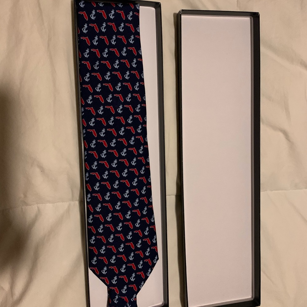 Vineyard Vines Florida Tie